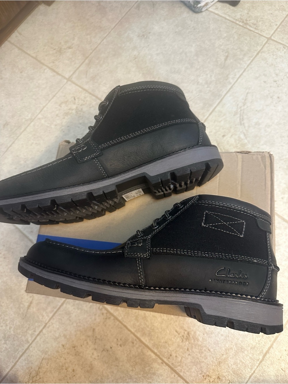 Clark’s Maplewalk Moc Men’s Black Leather Shoes Waterproof Size 9M